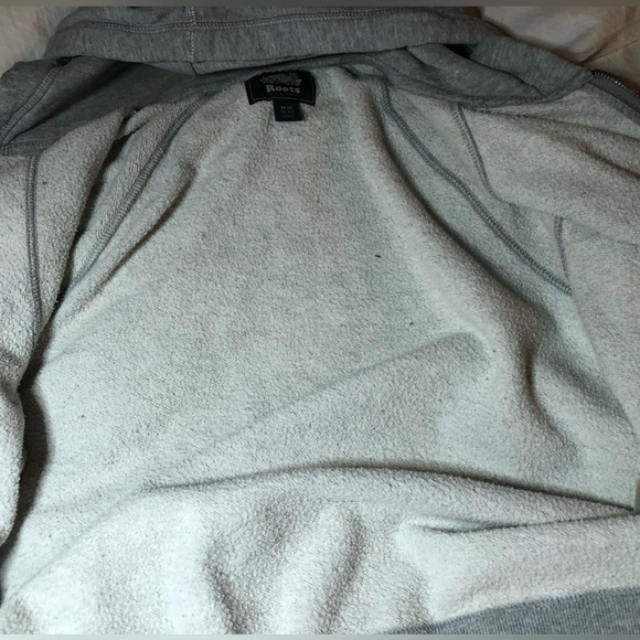 Grey roots zip-up hoodie - Picture 4 of 5